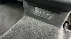 Volkswagen Golf 1.5 TSI 150 Life 5dr Petrol Hatchback